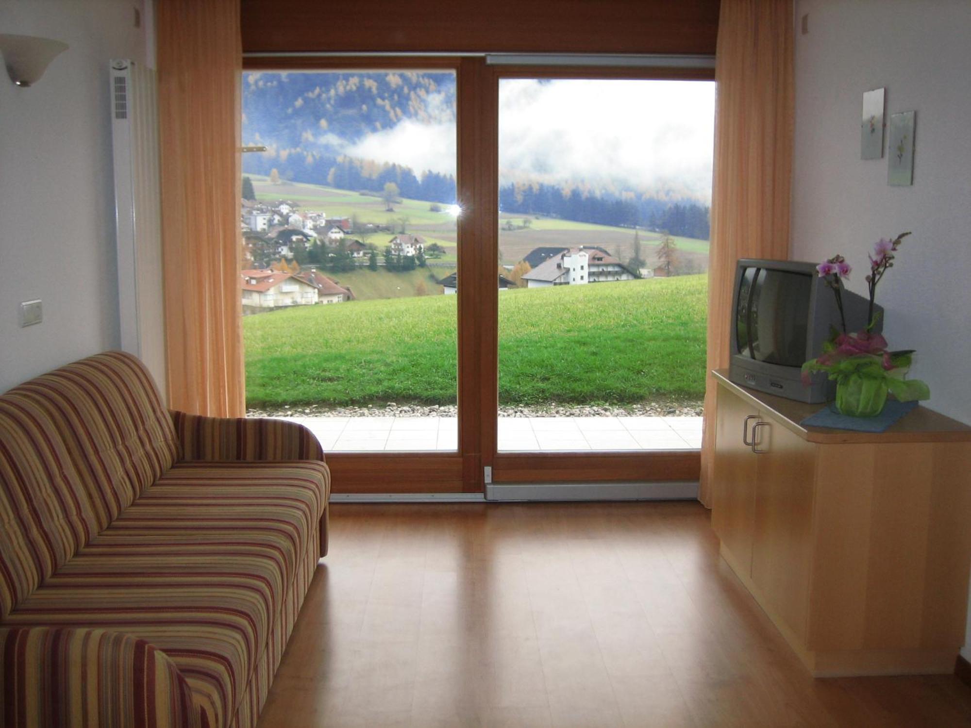 Garni - Appartement Neumairhof Rasun di Sopra Exterior foto