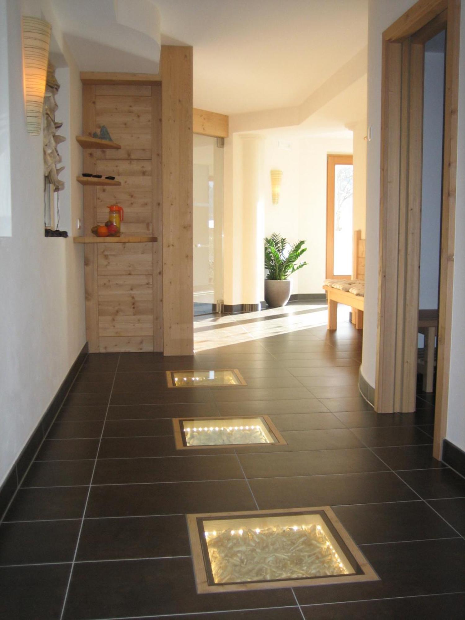 Garni - Appartement Neumairhof Rasun di Sopra Exterior foto